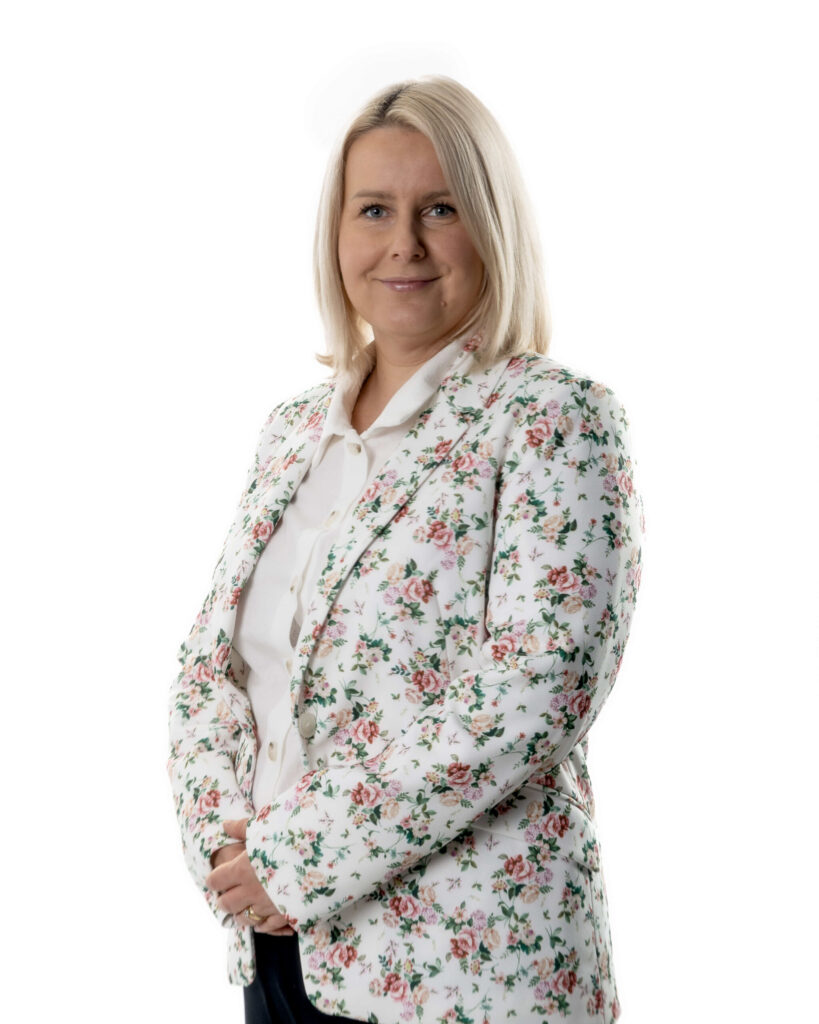 Marta Chalmers, Managing Director