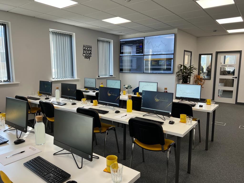 UK Trading Academy trading floor